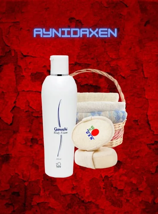Body Foam en botella con esponja debaño color madera mas una canasta de utilices de aseo personal