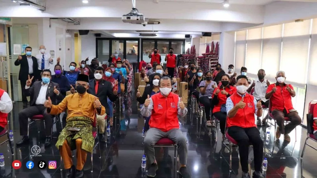 DXN UNA EMPRESA QUE CAPACITA A SUS DISTRIBUIDORES