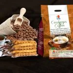 Cordyceps Coffee 3 in 1 sobre por unidad y paquete grande, cordyceps y granos de café.