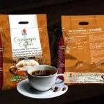 Cordyceps Coffee 3 in 1 paquetes sellado de adelante y atraz con un sobre por unidad. con una taza de café.