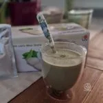DXN Melena De León Oocha 12 paquetes de 30 g por caja.