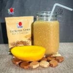 Cordyceps Cereal DXN representada en una caja y por sobres con cacao y el hongo oruga Cordyceps.